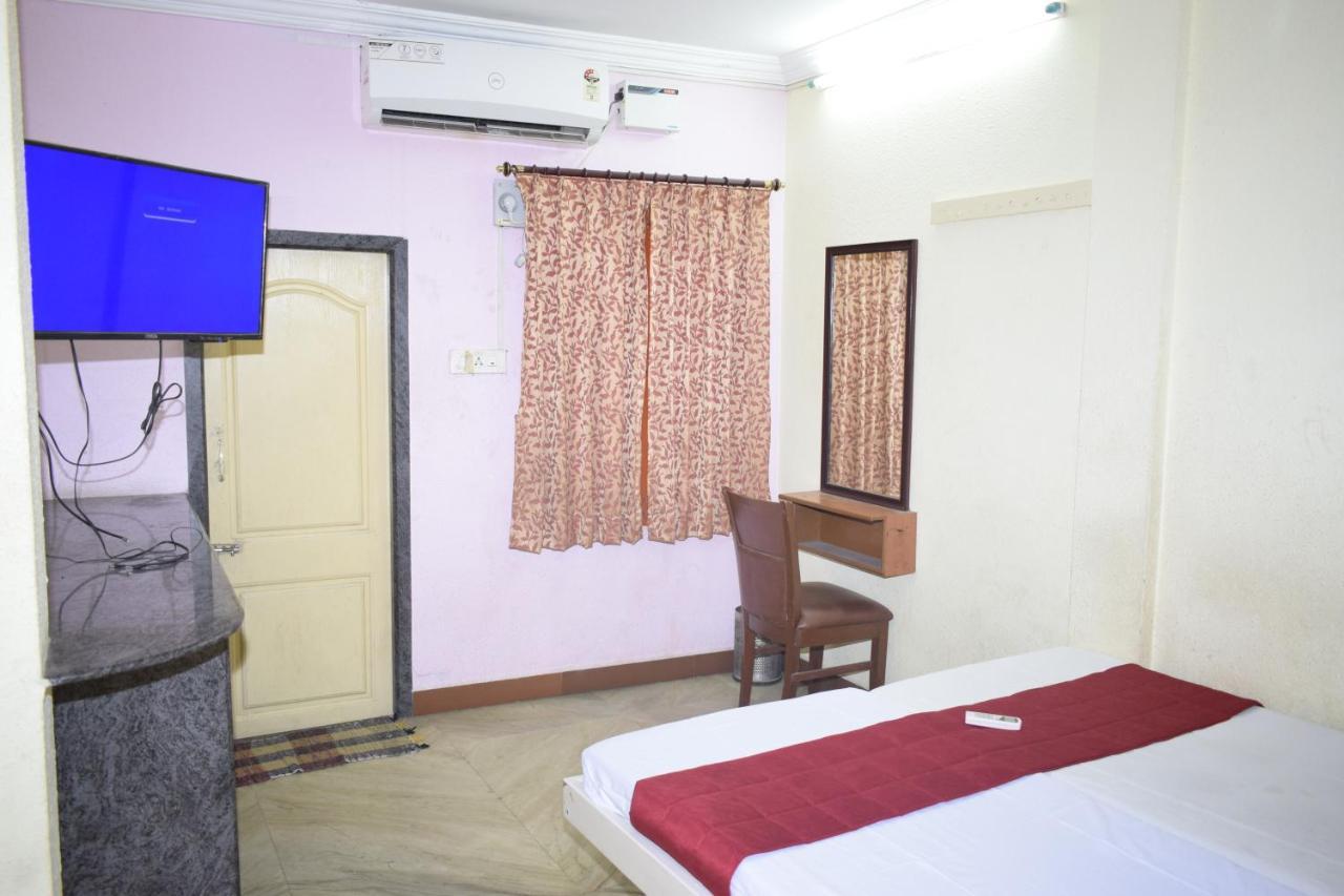 Pms Guest House Pondicherry Exterior photo
