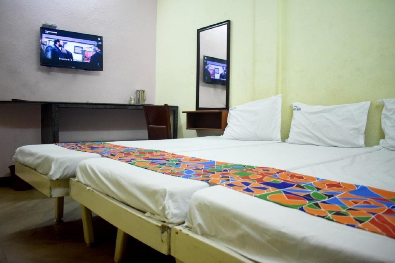 Pms Guest House Pondicherry Exterior photo